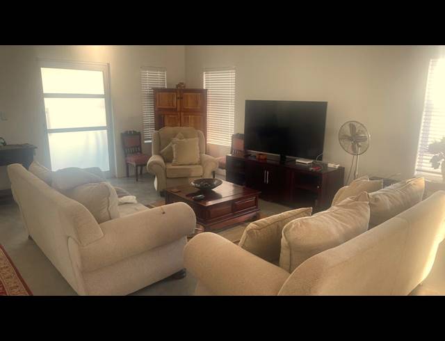 3 BEDROOM HOUSE FOR SALE IN LAMPIESBAAI